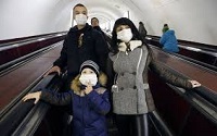 Кто без маски, тот становится врагом? Кто без маски, тот становится врагом?