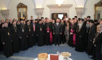 В СЕРБИИ НА ПРАВОСЛАВНОМ БОГОСЛУЖЕНИИ ПРИСУТСТВОВАЛ НУНЦИЙ, КАРДИНАЛ И МУФТИЙ В СЕРБИИ НА ПРАВОСЛАВНОМ БОГОСЛУЖЕНИИ ПРИСУТСТВОВАЛ НУНЦИЙ, КАРДИНАЛ И МУФТИЙ