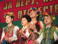 Почет и уважение заслужили те, кто любят и берегут культурные традиции наших предков Почет и уважение заслужили те, кто любят и берегут культурные традиции наших предков