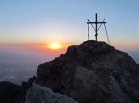 Женщины не могут посещать Святую Гору: Истории нарушений афонского запрета Женщины не могут посещать Святую Гору: Истории нарушений афонского запрета