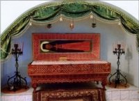 В нём великая любовь к людям В нём великая любовь к людям