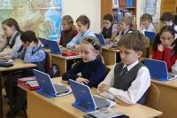 Исследование показало – частое использование компьютеров в школах с большой долей вероятности ухудшает уровень успеваемости учащихся Исследование показало – частое использование компьютеров в школах с большой долей вероятности ухудшает уровень успеваемости учащихся