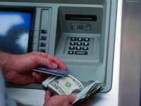АНАЛИТИКИ ЗАЯВЛЯЮТ О НЕГОТОВНОСТИ РОССИИ К ОТКАЗУ ОТ НАЛИЧНОСТИ. АНАЛИТИКИ ЗАЯВЛЯЮТ О НЕГОТОВНОСТИ РОССИИ К ОТКАЗУ ОТ НАЛИЧНОСТИ.