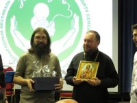 За понятием «искусственного аборта» стоит убийство ребенка на эмбриональной стадии его развития За понятием «искусственного аборта» стоит убийство ребенка на эмбриональной стадии его развития