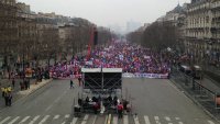 Во Франции протестуют против суррогатного материнства и искусственного оплодотворения для содомитов Во Франции протестуют против суррогатного материнства и искусственного оплодотворения для содомитов