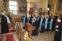 На Украине возлагают надежду на начавшийся Крестный ход и ждут Божией помощи по восстановлению мира На Украине возлагают надежду на начавшийся Крестный ход и ждут Божией помощи по восстановлению мира