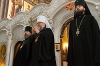 Архиереи Донбасса благословили пастве строгий пост и усиленную молитву о мире Архиереи Донбасса благословили пастве строгий пост и усиленную молитву о мире