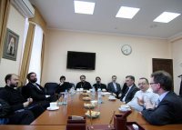 ДЛЯ МИТРОПОЛИТА ИЛАРИОНА ЭТАЛОНОМ ОБУЧЕНИЯ СЛУЖИТ СИСТЕМА, ПРИНЯТАЯ В КАТОЛИЧЕСКИХ УНИВЕРСИТЕТАХ. ДЛЯ МИТРОПОЛИТА ИЛАРИОНА ЭТАЛОНОМ ОБУЧЕНИЯ СЛУЖИТ СИСТЕМА, ПРИНЯТАЯ В КАТОЛИЧЕСКИХ УНИВЕРСИТЕТАХ.
