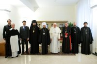 Митрополит Иларион проявляет неоправданную прыть в объединении с еретиками Митрополит Иларион проявляет неоправданную прыть в объединении с еретиками
