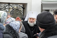 Наместник Почаевской лавры – митрополит Владимир,ответил на вопросы журналистов Наместник Почаевской лавры – митрополит Владимир,ответил на вопросы журналистов