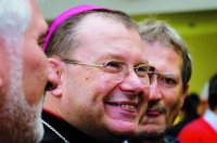ВЕРА ПРАВОСЛАВНЫХ И ПАПИСТОВ ОТЛИЧАЕТСЯ В ОДНОМ ИЗ ГЛАВНЫХ ДОГМАТОВ. ВЕРА ПРАВОСЛАВНЫХ И ПАПИСТОВ ОТЛИЧАЕТСЯ В ОДНОМ ИЗ ГЛАВНЫХ ДОГМАТОВ.