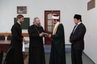 ЧЕЙ ГОЛОС ПРОПОВЕДУЕТ КУЗБАССКИЙ ЕПИСКОП АРИСТАРХ, НЕДАВНО ПОСЕТИВШИЙ МЕЧЕТЬ? ЧЕЙ ГОЛОС ПРОПОВЕДУЕТ КУЗБАССКИЙ ЕПИСКОП АРИСТАРХ, НЕДАВНО ПОСЕТИВШИЙ МЕЧЕТЬ?