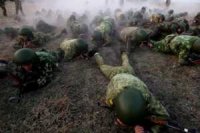 Офицерский поступок: полковник заслонил рядового в Казахстане от гранаты Офицерский поступок: полковник заслонил рядового в Казахстане от гранаты