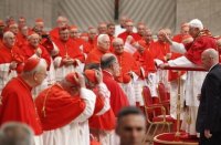 СОТРУДНИКИ ВАТИКАНА БУДУТ НОСИТЬ КАРТОЧКУ С ЧИПОМ. СОТРУДНИКИ ВАТИКАНА БУДУТ НОСИТЬ КАРТОЧКУ С ЧИПОМ.