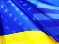 Верховная рада отменила закон, разрешающий русский язык на Украине Верховная рада отменила закон, разрешающий русский язык на Украине