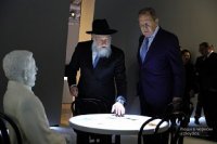 МИД России С. Лавров назвал «возмутительным поведением» попытки Хабада вернуть «библиотеку Шнеерсона» МИД России С. Лавров назвал «возмутительным поведением» попытки Хабада вернуть «библиотеку Шнеерсона»